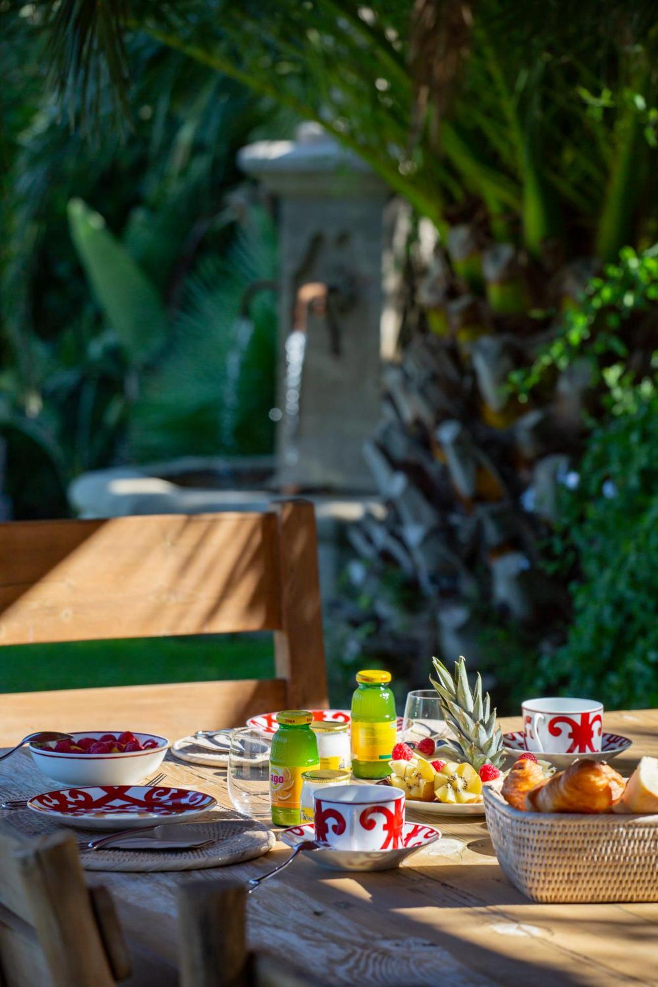 Vyylla Private Resort Saint-Tropez Kamer foto